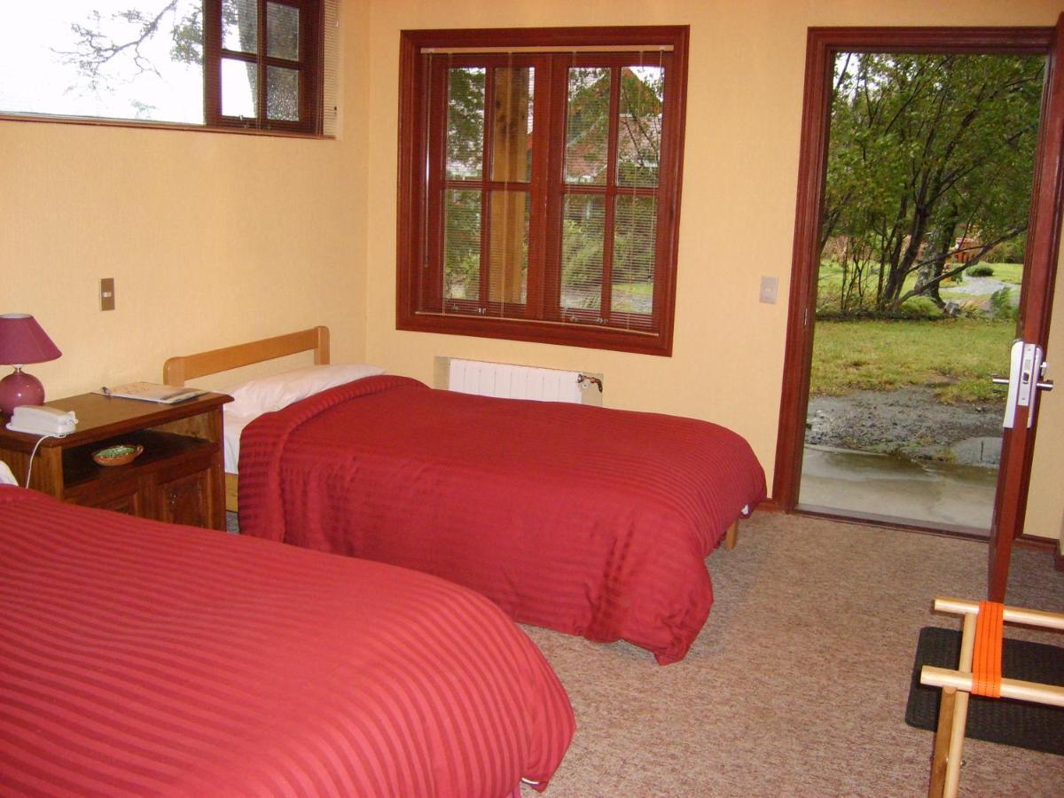 Yan Kee Way Lodge Bungalow Puerto Varas Exterior photo