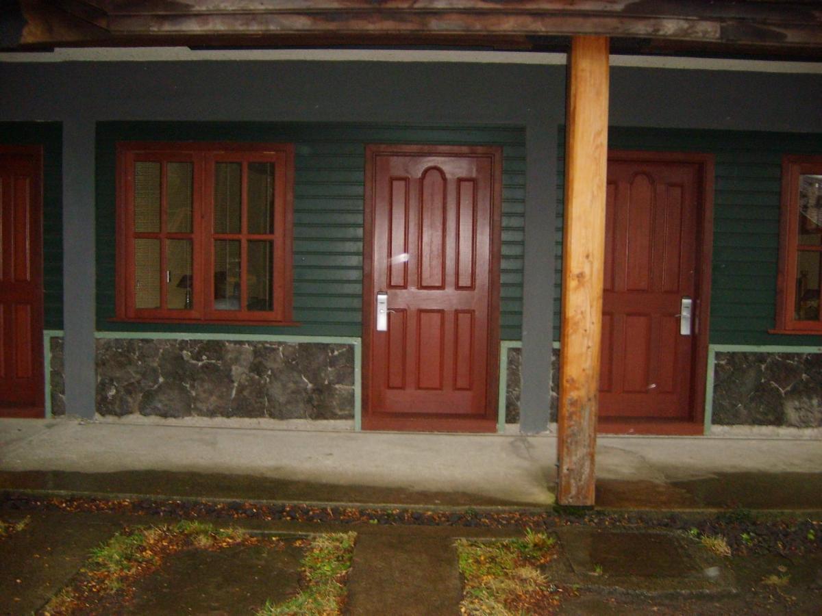 Yan Kee Way Lodge Bungalow Puerto Varas Exterior photo