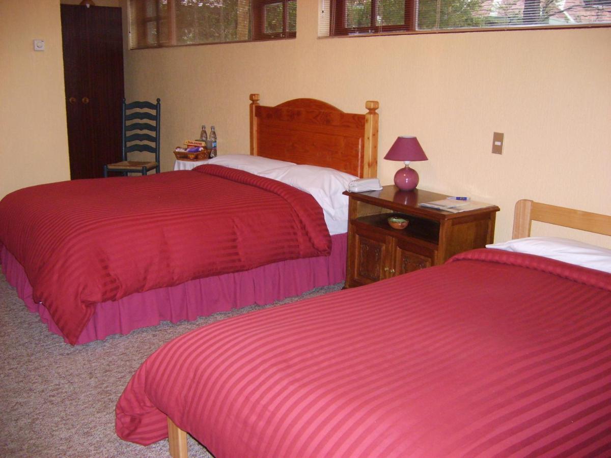 Yan Kee Way Lodge Bungalow Puerto Varas Exterior photo